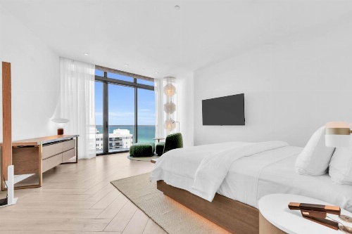 W South Beach image 15