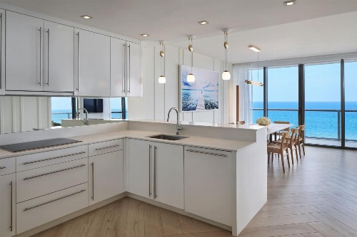 W South Beach image 2