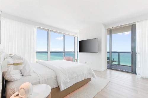 W South Beach image 20