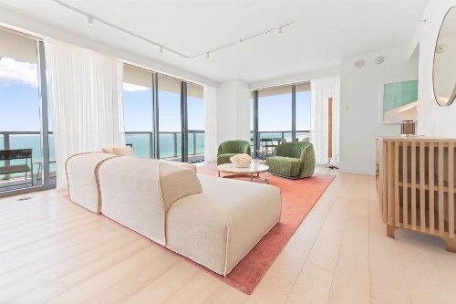 W South Beach image 26