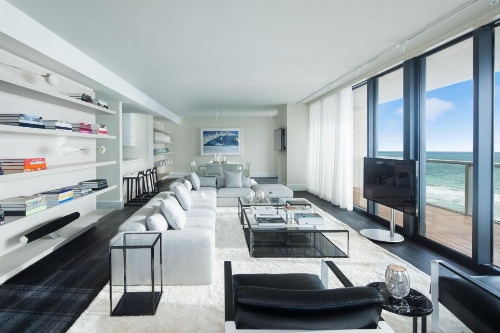 W South Beach image 28